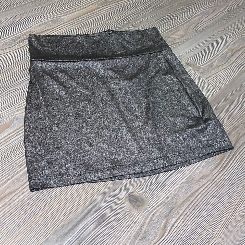 Bebe skirt